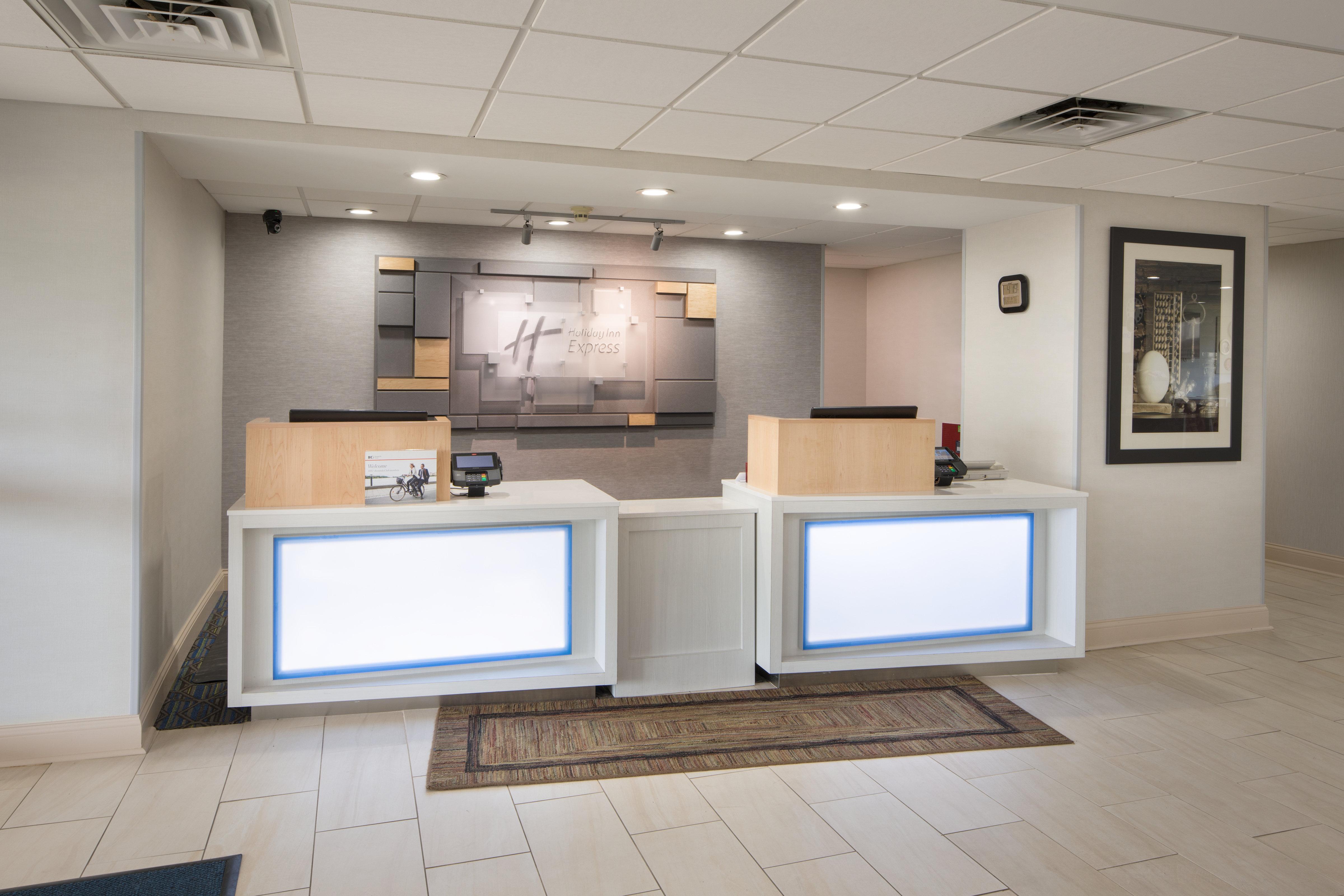 Express Northeast By Ihg 2*