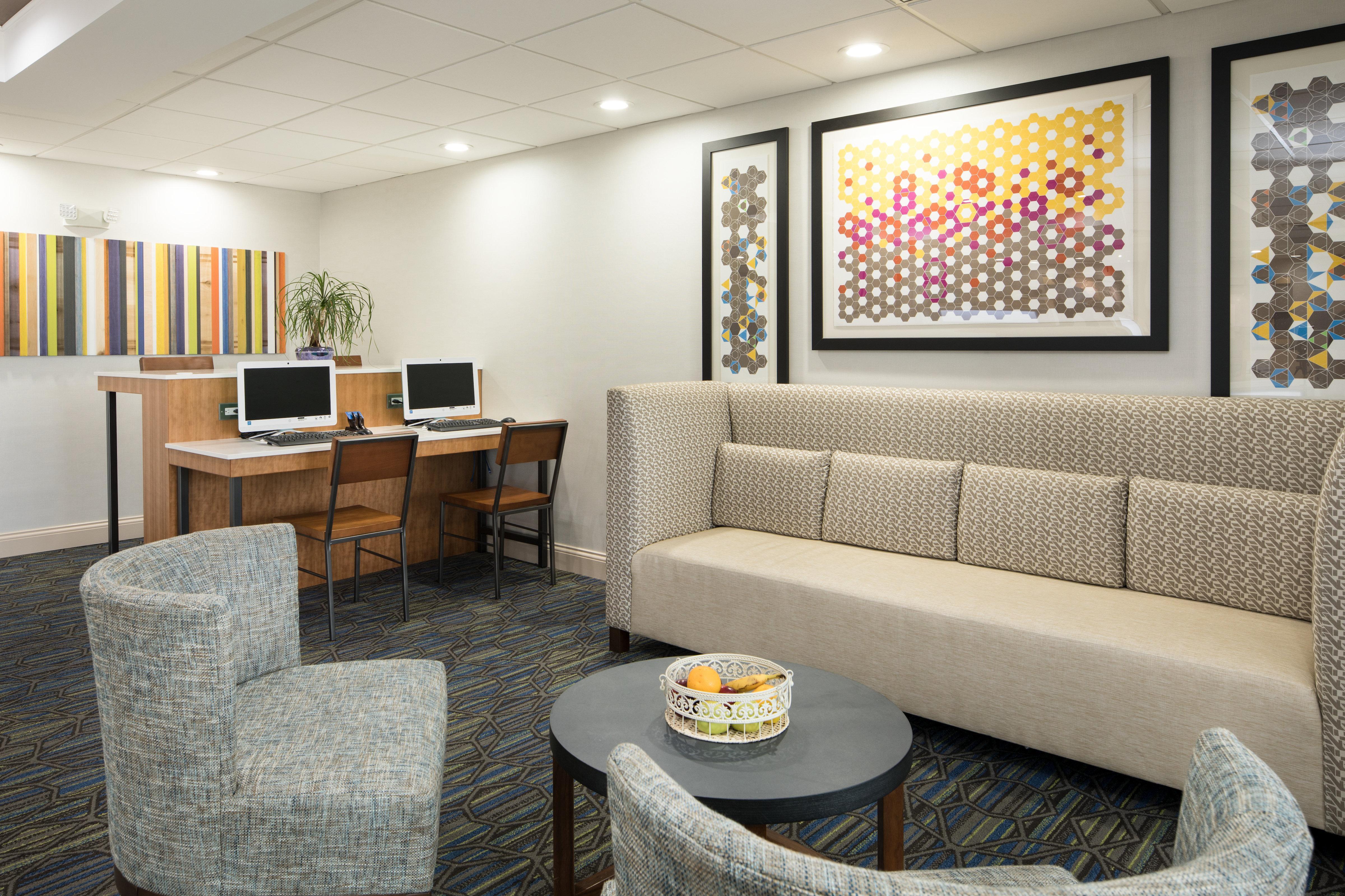 Express Northeast By Ihg 2*
