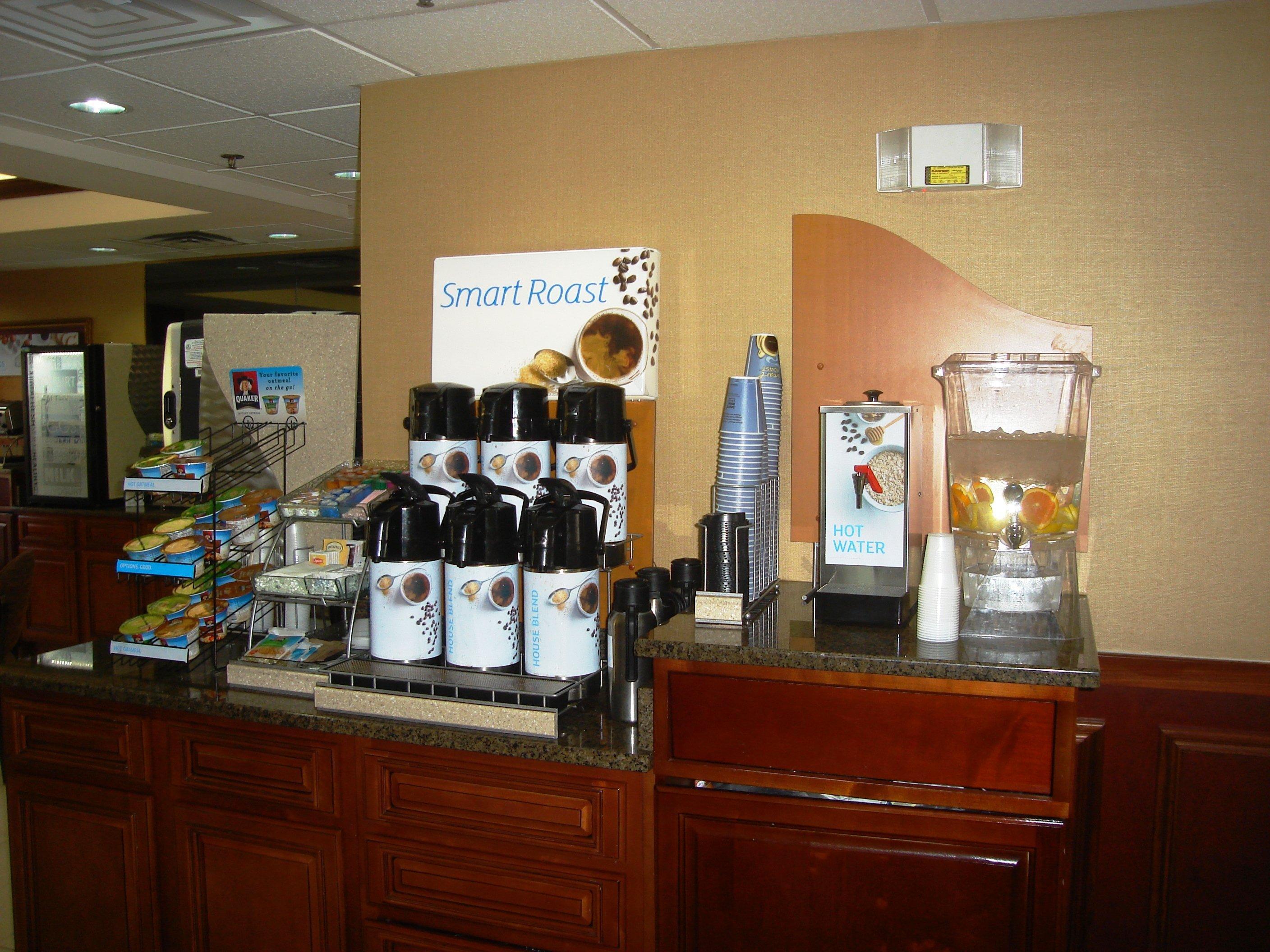 Hotel Express Northeast By Ihg Louisville-Jefferson County
