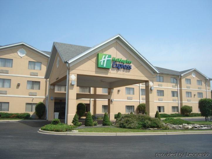 Express Northeast By Ihg Hotel 2*