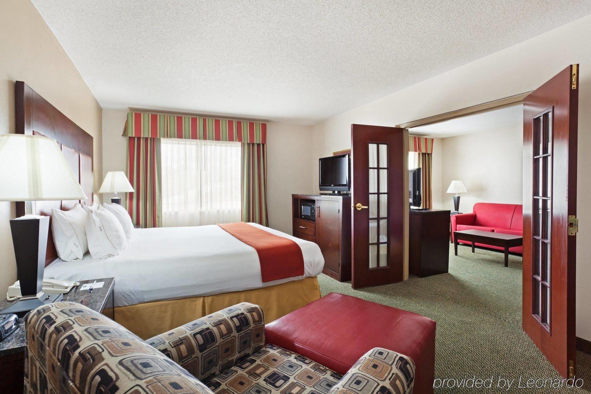 Hotel Express Northeast By Ihg 2*